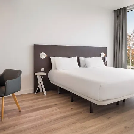 Coimbra 3*